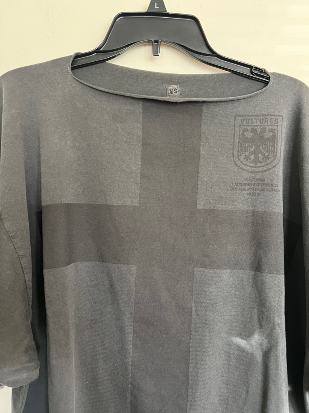Yeezy Oversized Charcoal Cross Graphic Men’s T-Shirt - Picture 7 of 9